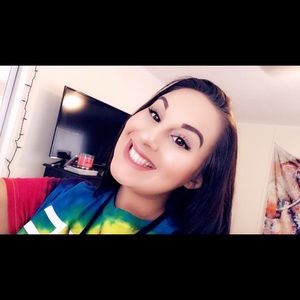 Meet your Posher, Mallori